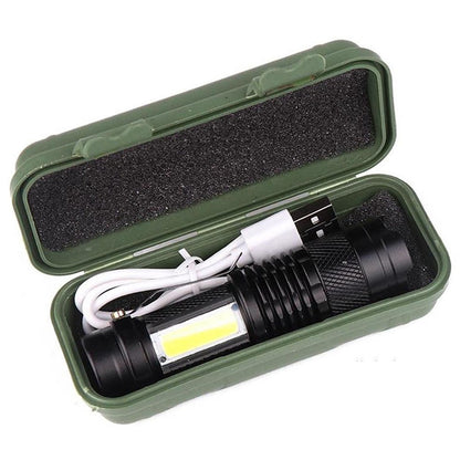 Linterna LED Mini Recargable – Potencia Compacta para Aventuras al Aire Libre
